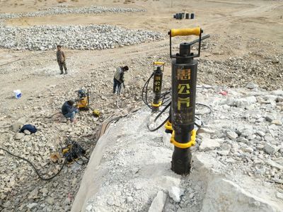 代替爆破玉石矿山开采不能放炮破碎锤速度太慢