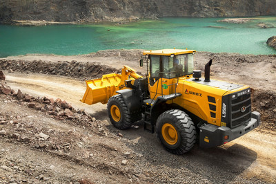 山东临工L956F装载机,矿山作业的霸器之选